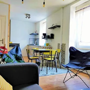 Au Bord De L'eau à Concarnoloc Appartement